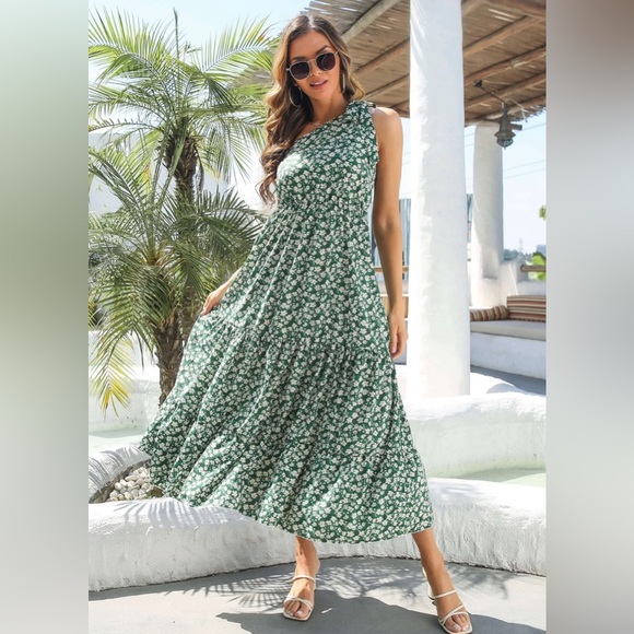 One shoulder green floral maxi dress NWOT - Picture 1 of 4